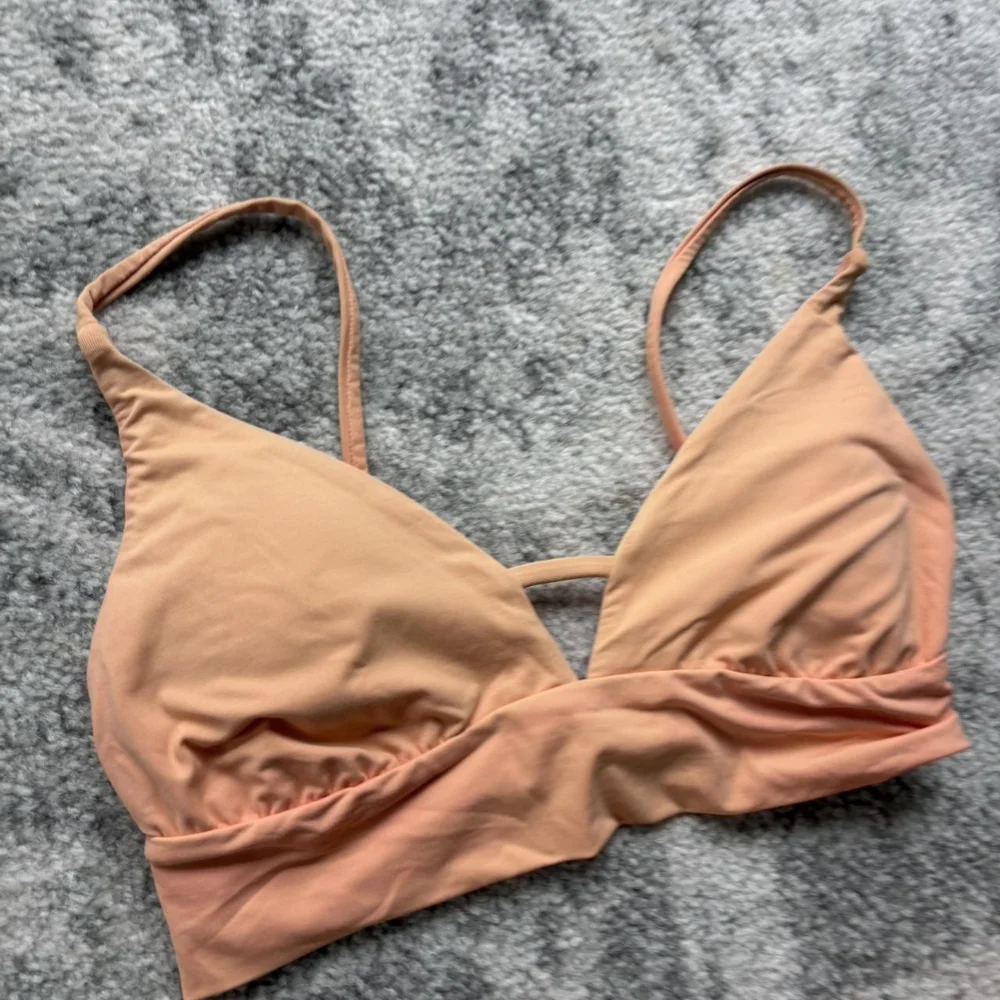 Billabong Orange and Pink Bikinis-and-tankini-sets with Twisted Front Design - Picture 2 of 8